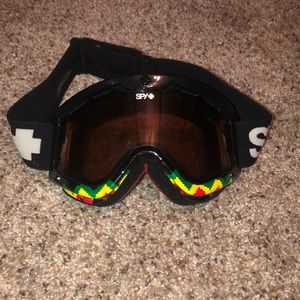 Ski goggles